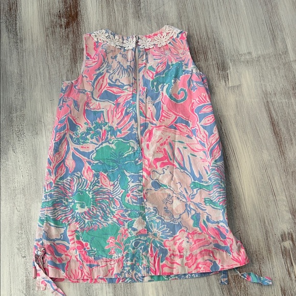 Lilly Pulitzer Girls Shift Dress – Tropical Seahorse Print, Size 6 - Picture 2 of 2